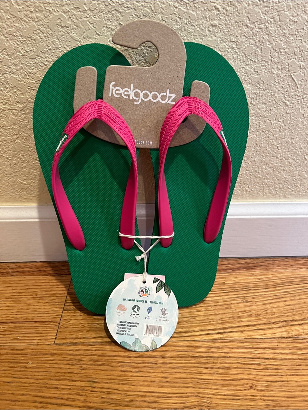 feelgoodz Women's Green Footbed Sandals with Pink Straps